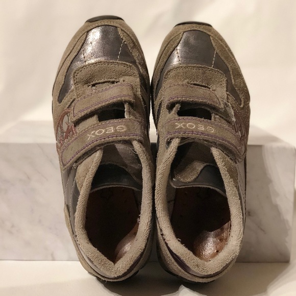 Girls GEOX Metallic Light Up Sneakers - Picture 3 of 8